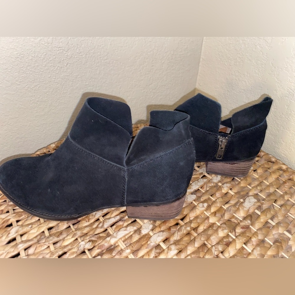 Seychelles Black Suede Booties - Picture 3 of 3